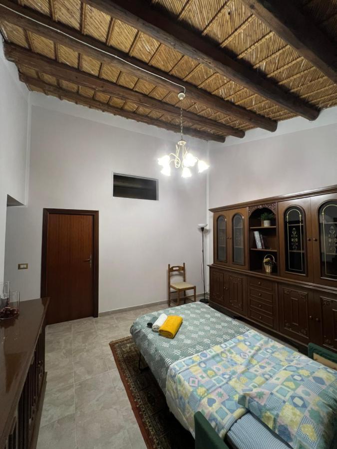 Casa Di Mirto Bed & Breakfast Chiaramonte Gulfi Exterior photo